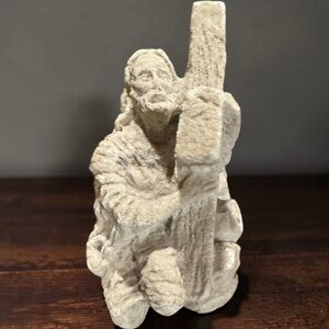 Sand Art from Florida Jesus Christ carrying His cross Sculpture